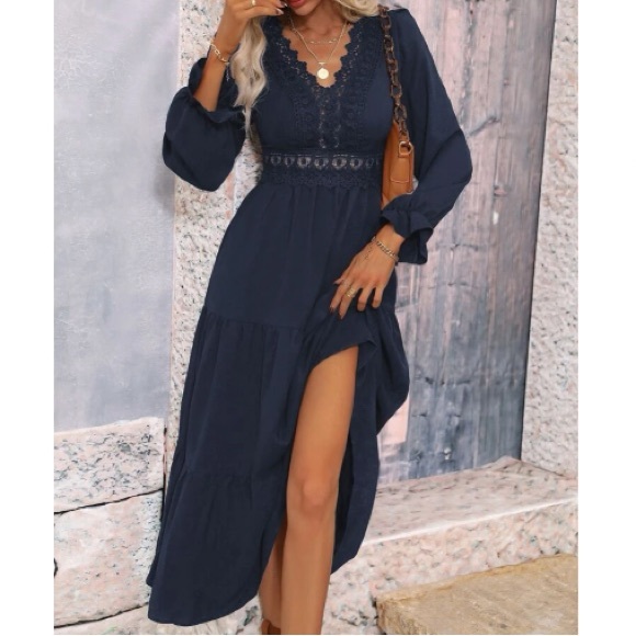 Luxe lace insert flounce sleeve blouse - Picture 6 of 7